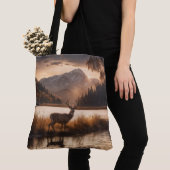 マウンテンレイクの巨大な鹿 トートバッグ (クローズアップ)