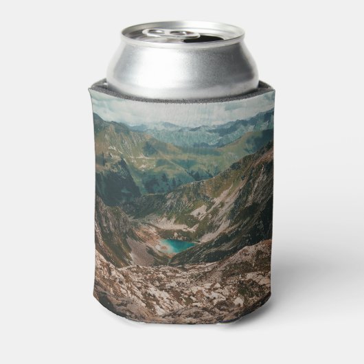 マウンテンレイクワイルドライフ：セレニティの上昇 缶クーラー (缶裏面)