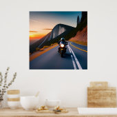 マウンテンロードに沿って乗るバイク乗り ポスター (キッチン)