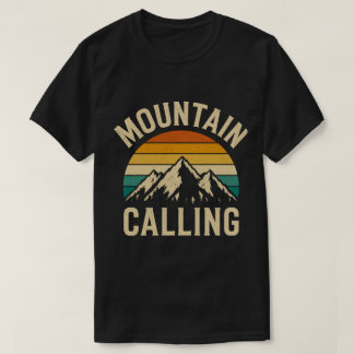 マウンテン・コーリング レトロ ヴィンテージ サンセット ハイキング Tシャツ