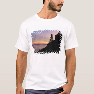マウントデザート島のバスハーバーライトハウス Tシャツ