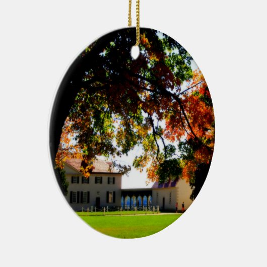 マウントバーノンの財産のオーナメント セラミックオーナメント (右)