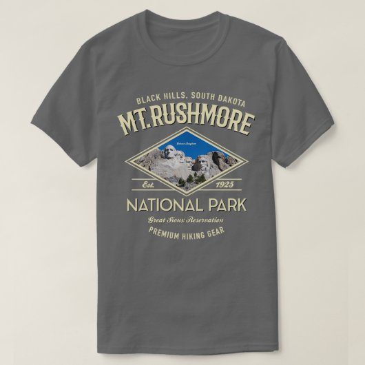マウントラシュモア国立公園2クラシック Tシャツ (デザイン正面)