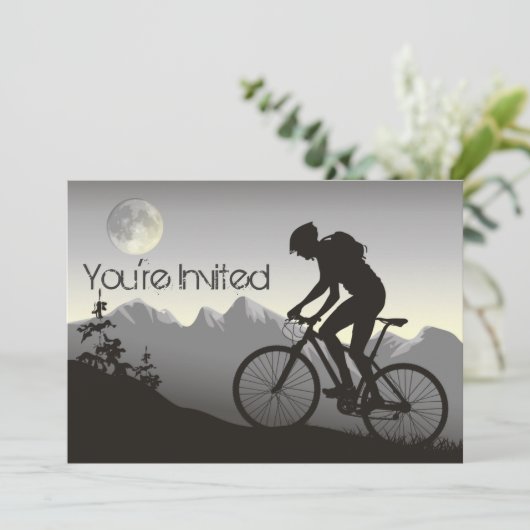 マウンパーソナライズされたテンバイクもしくは自転車に乗る人アンドムーン誕生日 招待状 (スタンド正面)