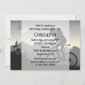 マウンパーソナライズされたテンバイクもしくは自転車に乗る人アンドムーン誕生日 招待状 (裏面)