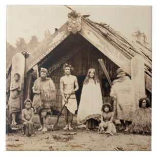 マオリ家族、ニュージーランド、c.1880s (卵白のプリント) タイル