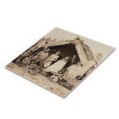 マオリ家族、ニュージーランド、c.1880s (卵白のプリント) タイル (側面)