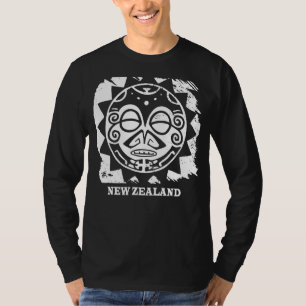 マオリ文化マスクのシンボルハッカ・ニュージーランド Tシャツ