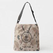 マカビーシールドと槍 – 砂漠 クロスボディバッグ (裏面)