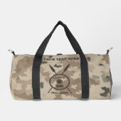 マカビーシールドと槍 – 砂漠 ダッフルバッグ (正面)