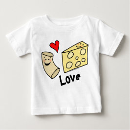 マカロニがチーズを愛するハートガール/男のおもしろい子かわいい ベビーTシャツ