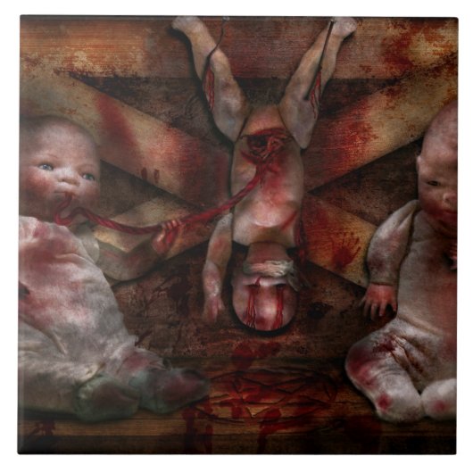 マカーブル – 人形 – ディナーのための友人を持っている タイル (正面)