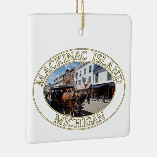 マキナック島のダウンタウンにある馬と馬車(MI) セラミックオーナメント (右)