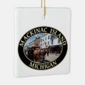 マキナック島のダウンタウンにある馬と馬車(MI) セラミックオーナメント (右)