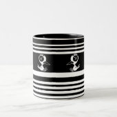 マキースがコーヒーのマグカップを剥がした ツートーンマグカップ (中央)