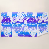 マクアモンステラ熱帯ハワイアンパープルブレンド ビーチタオル (正面)