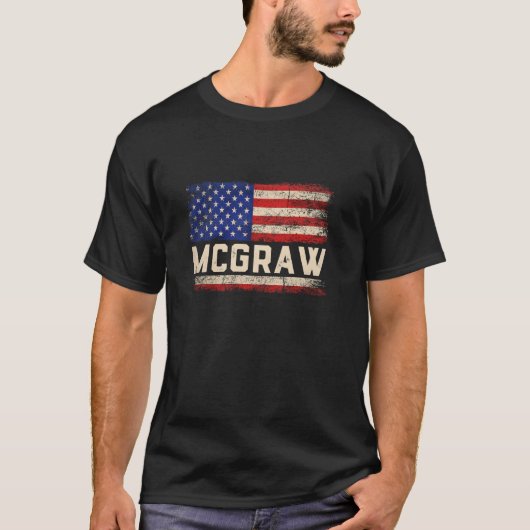 マクグロウの姓のTシャツ McGraw アメリカ国旗 Tシャツ (正面)