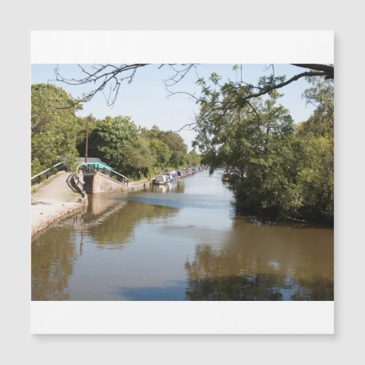 マクレスフィールドカナルハイヤーポイントンチェシャ (正面)