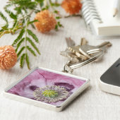 マクロフォトパープルの情熱の花 – キーホルダー (側面)