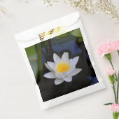 マクロ蓮の花 フェイバーバッグ (封をした状態)