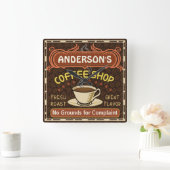 マグが付いている喫茶店はあなた自身のパーソナライズ作成します スクエア壁時計 (ホーム)