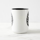 マグの間に マグカップ (中央)