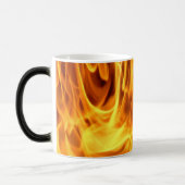 マグを変形させる炎 モーフィングマグカップ (左)