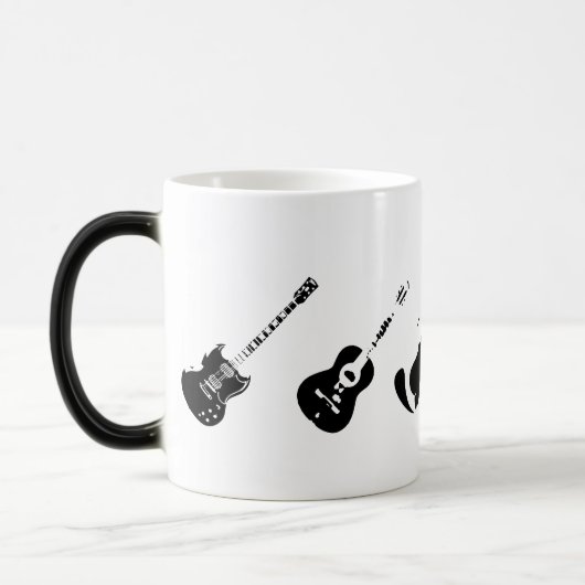マグを変形させる現われるギター モーフィングマグカップ (左)