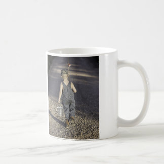 マグを採取することを行くパーソナライズな名前 コーヒーマグカップ