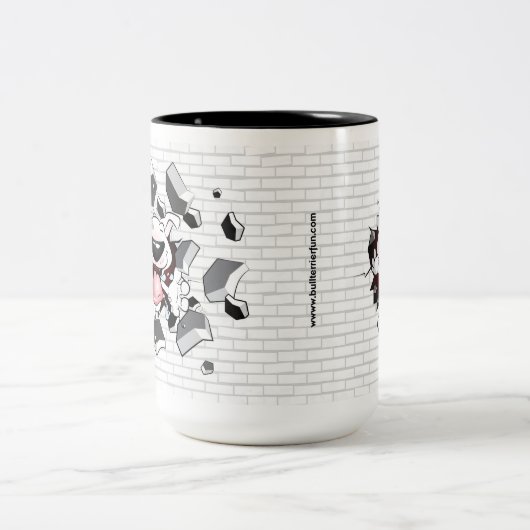 "マグを通したおもしろいなブルテリアの漫画"壊れ目 ツートーンマグカップ (中央)