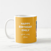 マグカップのアプリコットに写真が入ったハッピーバースデーカード コーヒーマグカップ (左)
