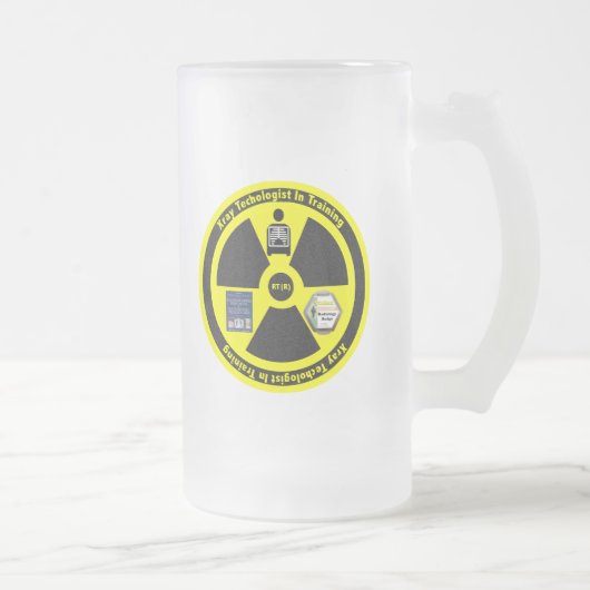 マグカップの訓練を受けている放射線科の学生 フロストグラスビールジョッキ (右)