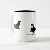 マグカップ – ピニペット (正面左)