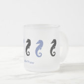 マグカップ – 名前の付いた海馬（ライトブルー） (正面右)