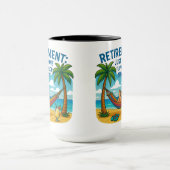 ☕マグカップ：「退職：たった一つのフリップフロップ遠くに」 マグカップ (中央)