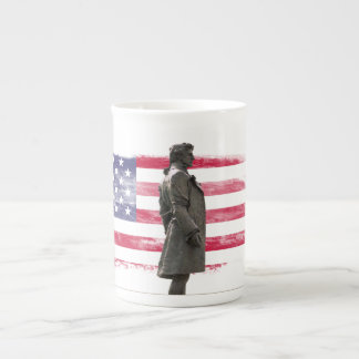 マグカップNathan Hale (1755-1776)スパイアメリカン ボーンチャイナマグカップ