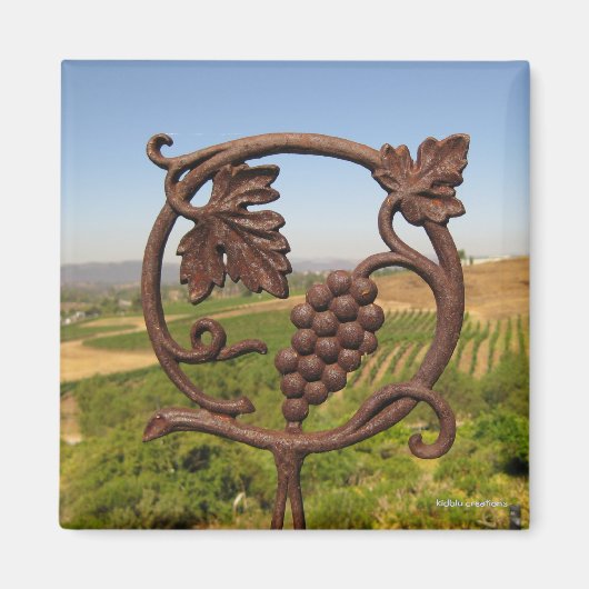 マグネット – ワインカントリーガーデン (正面)