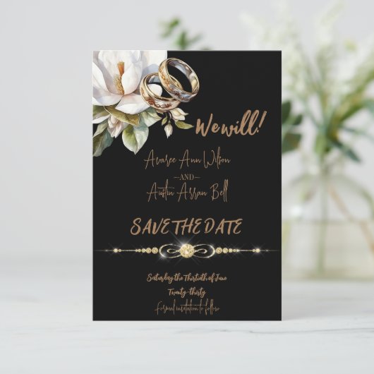 マグノリアの結婚指輪 ゴールドとブラックの結婚式 セーブザデート (スタンド正面)