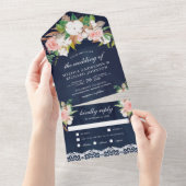 マグノリアコットン赤面ピンクフローラネイビー結婚ズ オールインワン招待状 (貼ってはがせる)