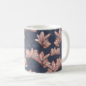 マグノリア日本の花、シームレス、ヴィンテージスタイル コーヒーマグカップ (正面右)