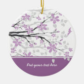 マグノリア枝と紫色の花カスタムオーナメント セラミックオーナメント (正面)