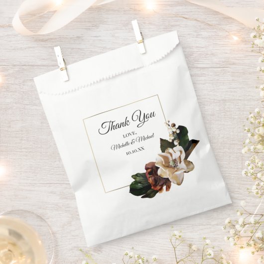 マグノリア ゴールド & ブラック フラワーの感謝を込めて フェイバーバッグ (クリップ留めされた状態)