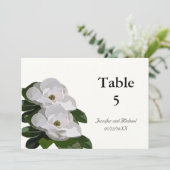 マグノリア フラワー モダン ウェディング テーブル マーカー 招待状 (スタンド正面)