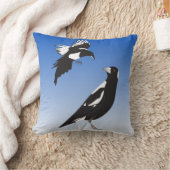 マグピー鳥白黒会 クッション (ブランケット)