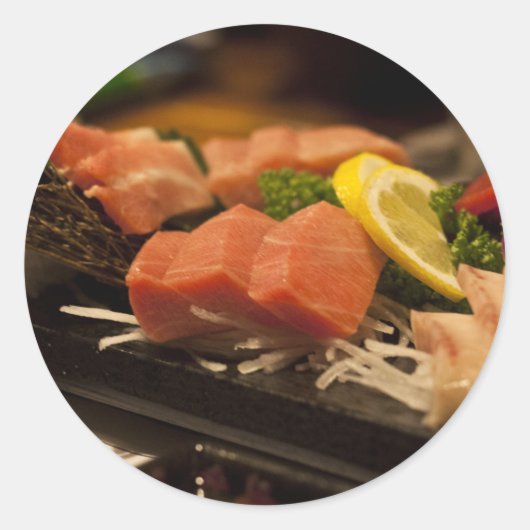 マグロのパーティ寿司タイムの魚料理 ラウンドシール (正面)