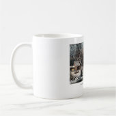 マグ-アメリカの家屋敷: 冬 コーヒーマグカップ (左)