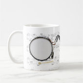 マグ-楽譜の行進のバスドラム マグカップ (左)