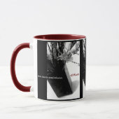 マグ、飲料-白黒の赤のTouch マグカップ (左)