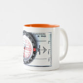 マグ- Orienteeringのコンパス ツートーンマグカップ (正面右)