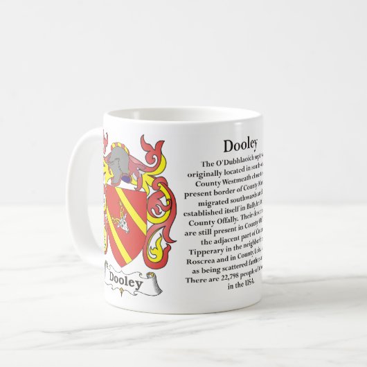 マグDooley家族の紋章付き外衣 コーヒーマグカップ (正面左)